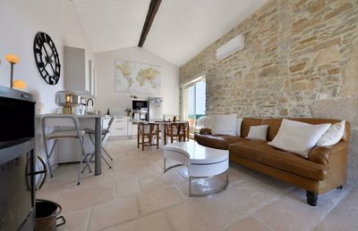 1896179833669fdbf19ebde5871915101920webp-orig