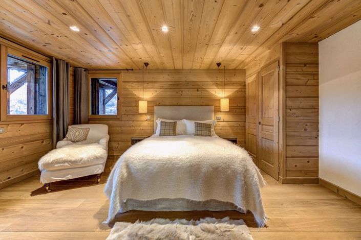 Image No.16-5 Bed Chalet for sale