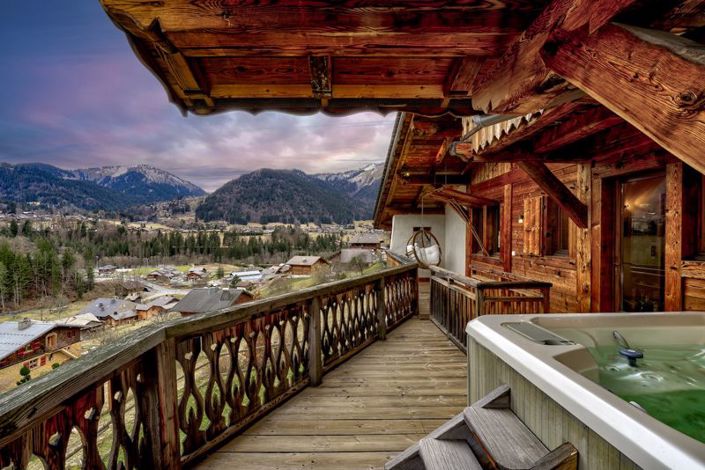 Image No.23-5 Bed Chalet for sale