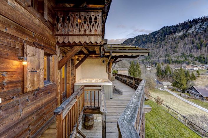 Image No.32-5 Bed Chalet for sale