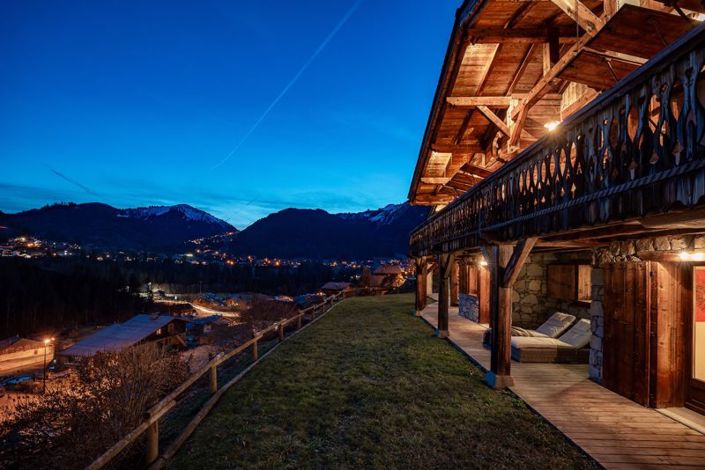 Image No.37-5 Bed Chalet for sale