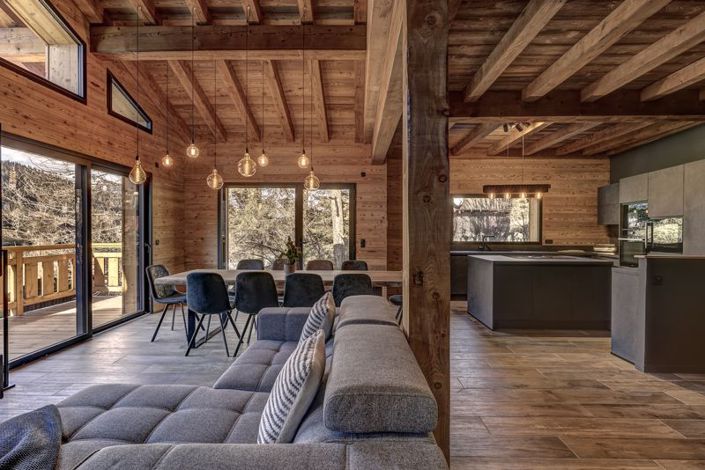 Image No.3-4 Bed Chalet for sale