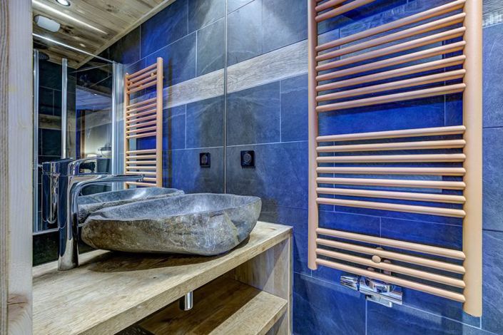 Image No.14-4 Bed Chalet for sale