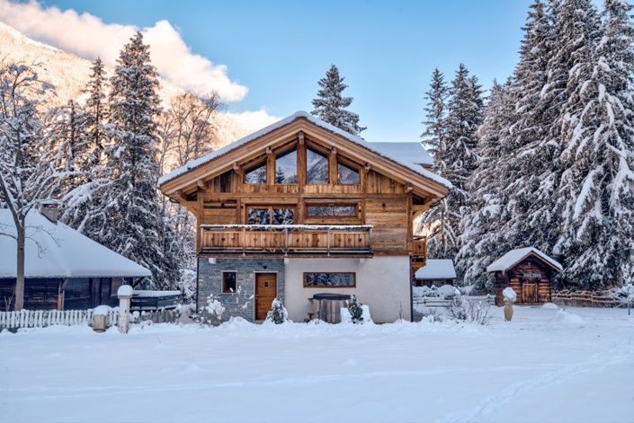 Image No.4-4 Bed Chalet for sale