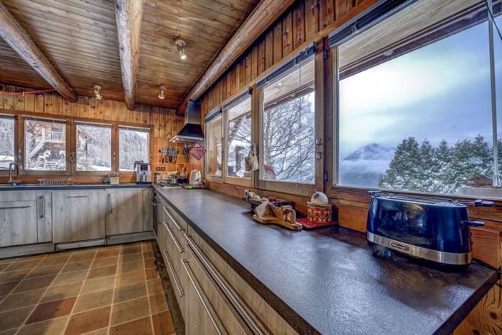 Image No.8-2 Bed House for sale