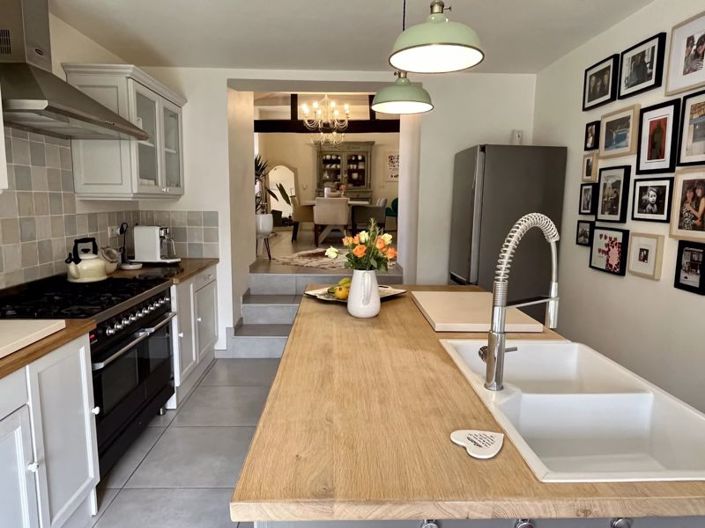 Image No.5-4 Bed House for sale