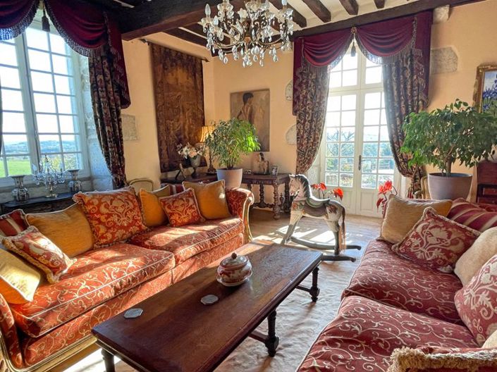 Image No.3-6 Bed House for sale