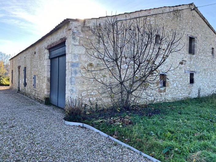 Image No.22-3 Bed House for sale