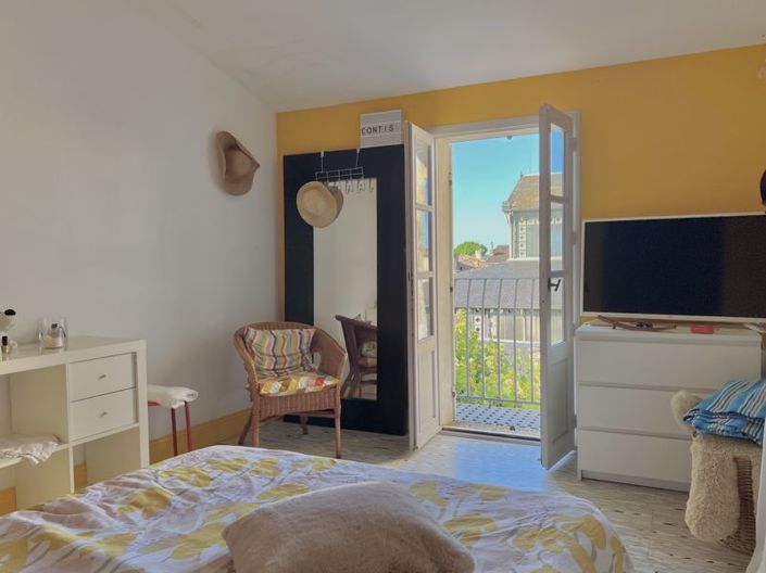 Image No.9-3 Bed House for sale