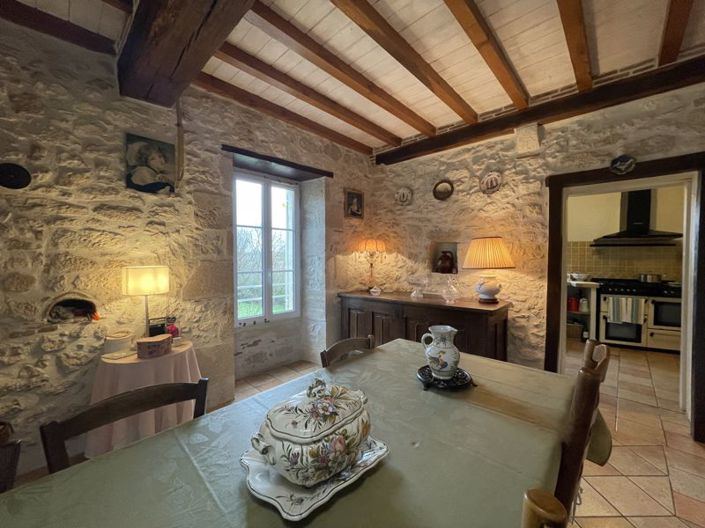 Image No.3-5 Bed House for sale