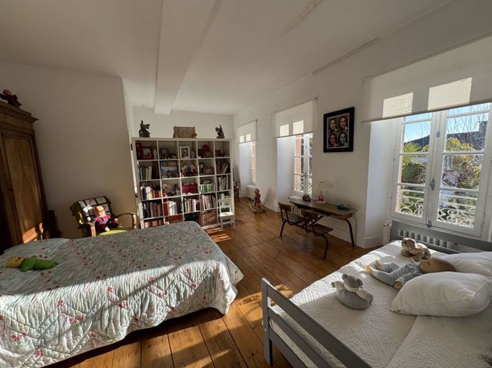 Image No.23-3 Bed Townhouse for sale