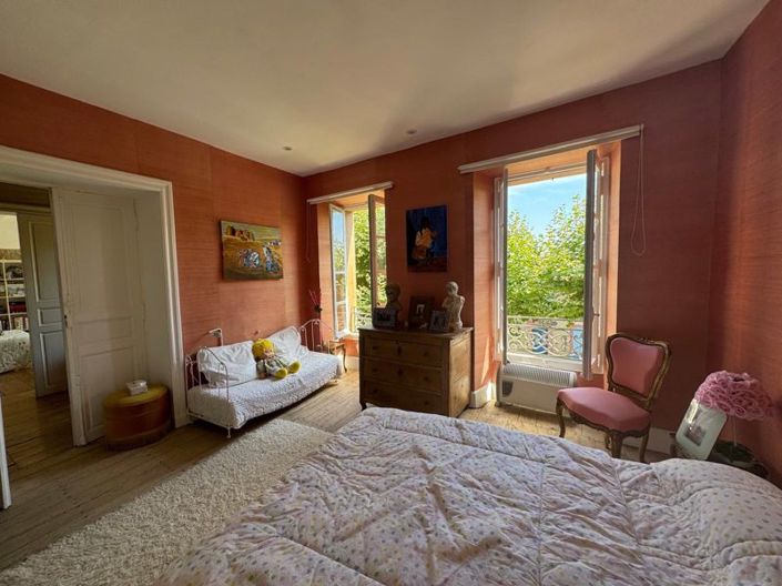 Image No.26-3 Bed Townhouse for sale