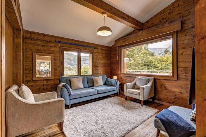 Image No.12-4 Bed Chalet for sale