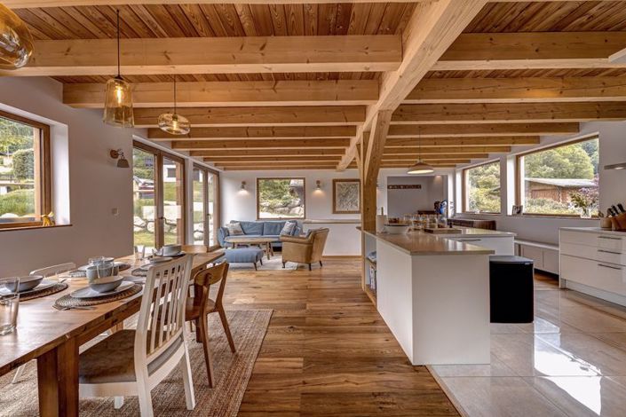 Image No.2-4 Bed Chalet for sale