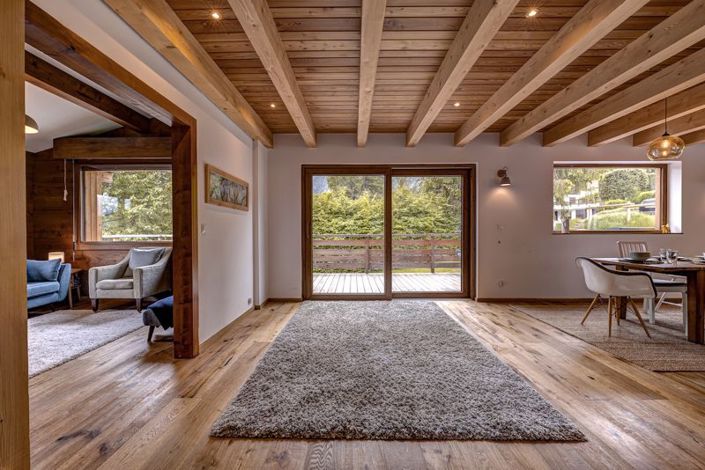 Image No.4-4 Bed Chalet for sale