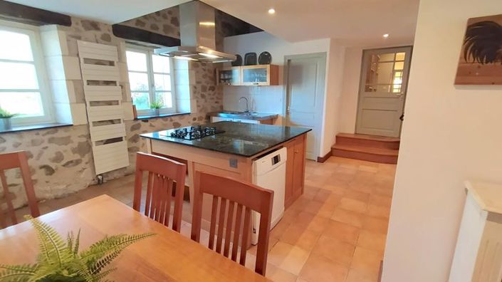 Image No.3-3 Bed Cottage for sale