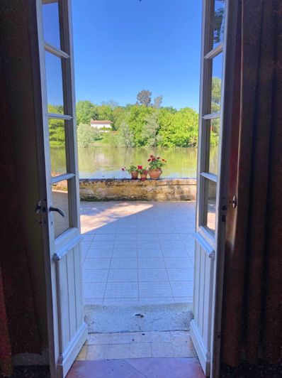 Image No.23-6 Bed House for sale