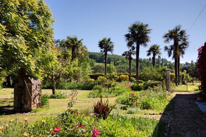 Image No.28-6 Bed House for sale