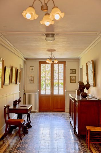 Image No.9-6 Bed House for sale