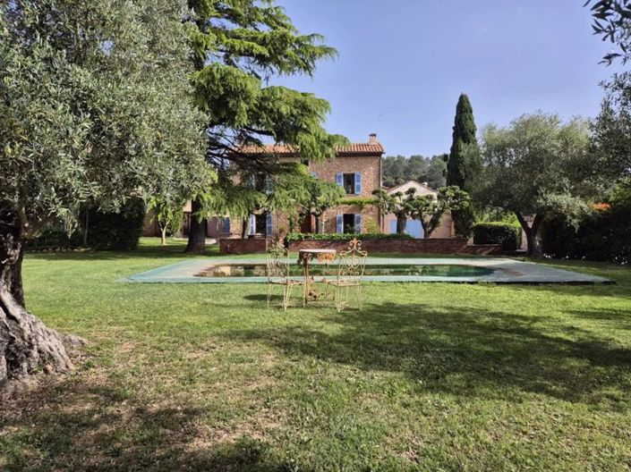 Image No.1-4 Bed Country House for sale