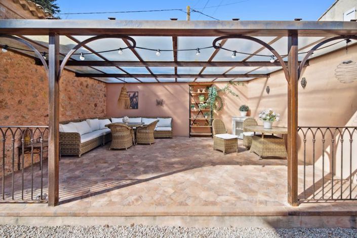 Image No.20-4 Bed Country House for sale