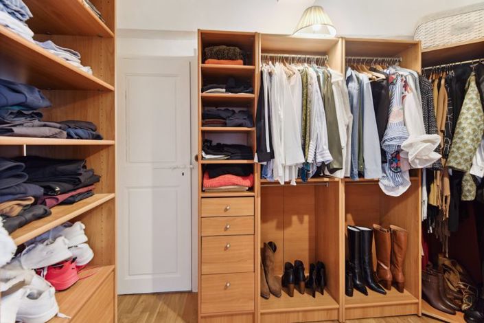 Image No.27-4 Bed Country House for sale