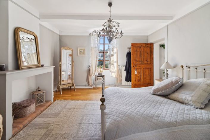 Image No.23-4 Bed Country House for sale