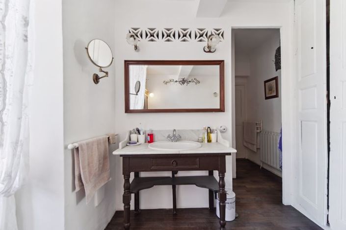 Image No.31-4 Bed Country House for sale