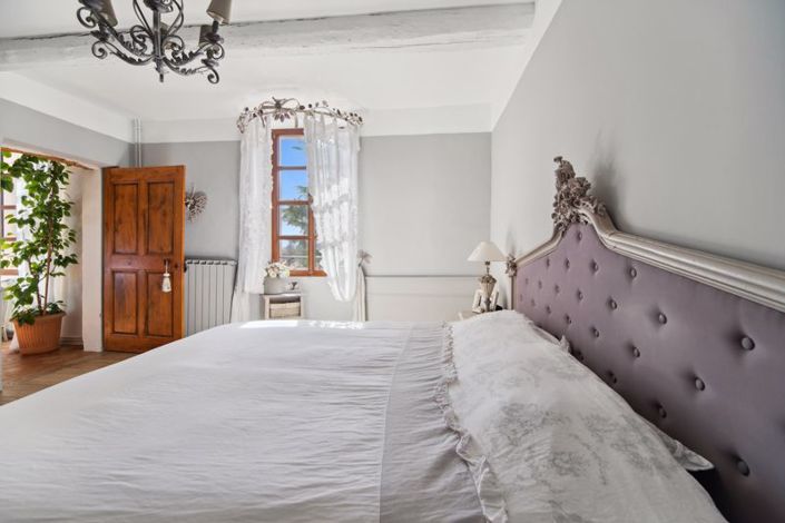 Image No.29-4 Bed Country House for sale