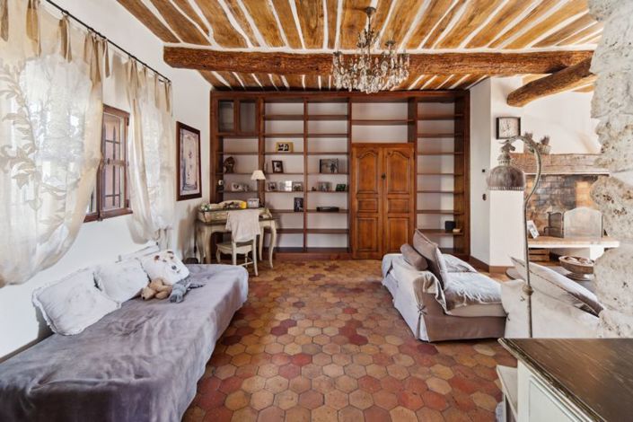 Image No.12-4 Bed Country House for sale