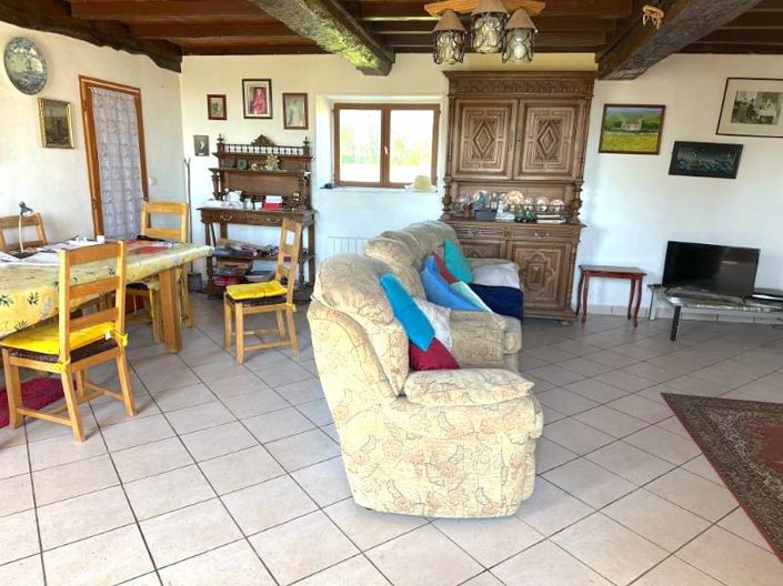 Image No.8-3 Bed House for sale