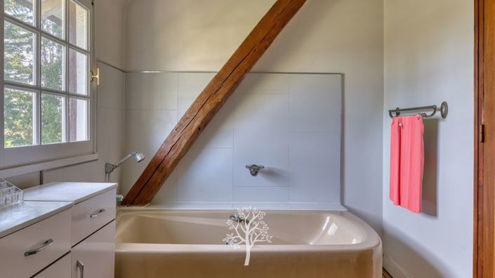 Image No.18-4 Bed House for sale