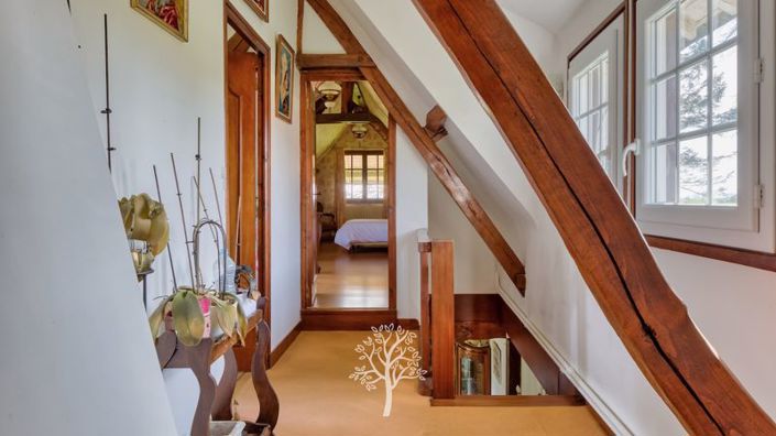 Image No.22-4 Bed House for sale