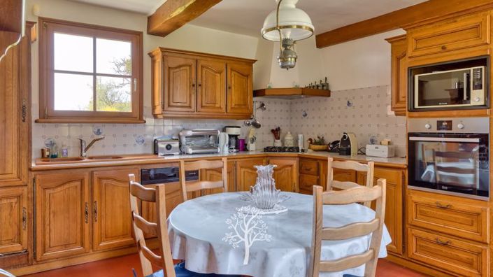 Image No.7-4 Bed House for sale