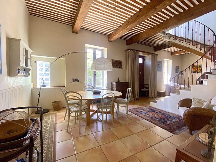 Image No.6-5 Bed House for sale