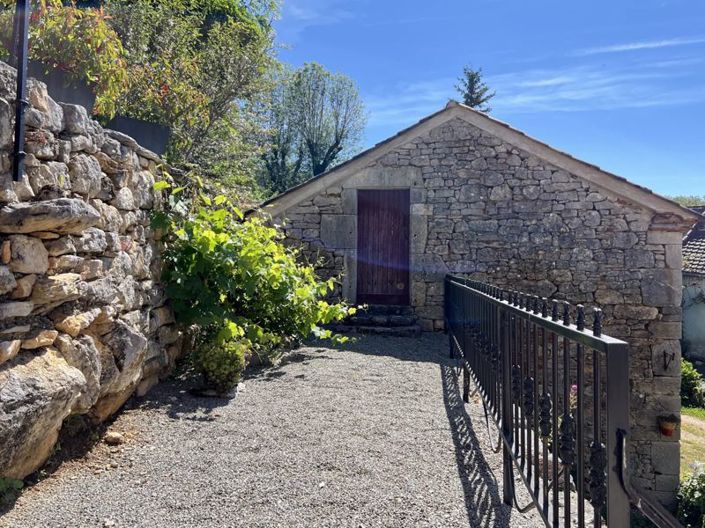 Image No.12-3 Bed House for sale