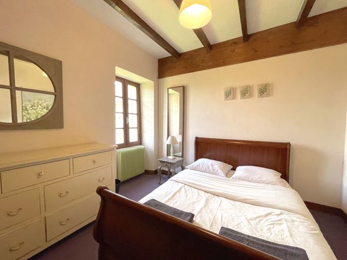 Image No.15-4 Bed Property for sale