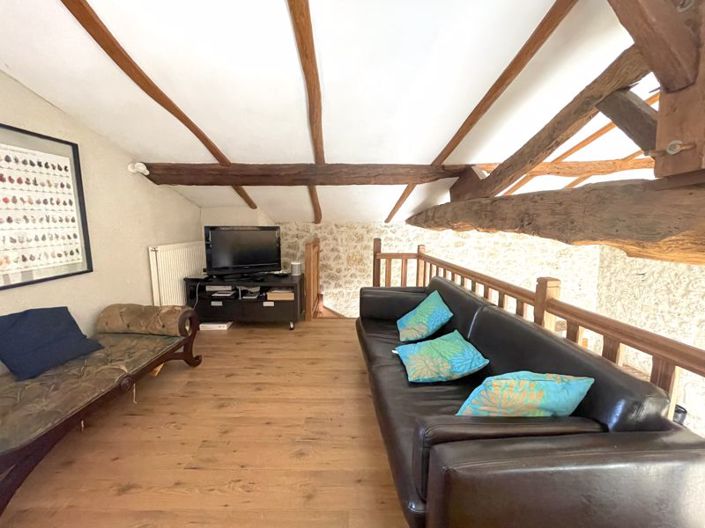 Image No.8-4 Bed Property for sale