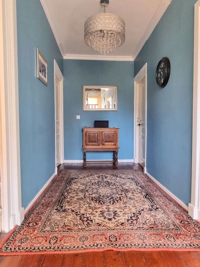 Image No.20-5 Bed House for sale