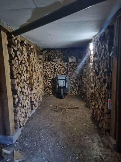 Image No.37-5 Bed House for sale