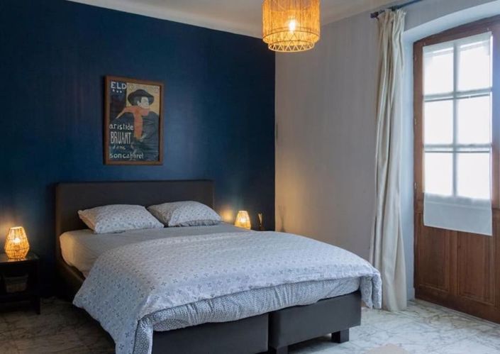 Image No.8-4 Bed House for sale