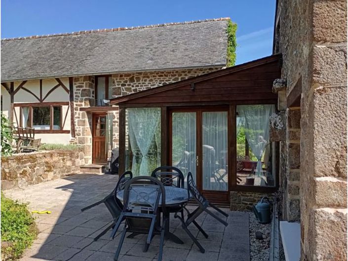 Image No.19-3 Bed House for sale