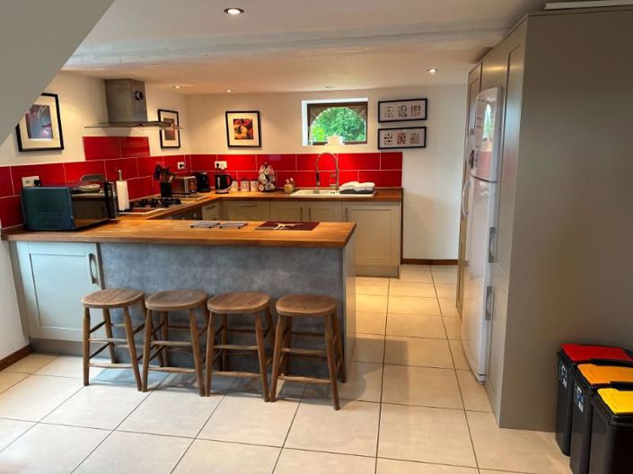 Image No.6-3 Bed House for sale