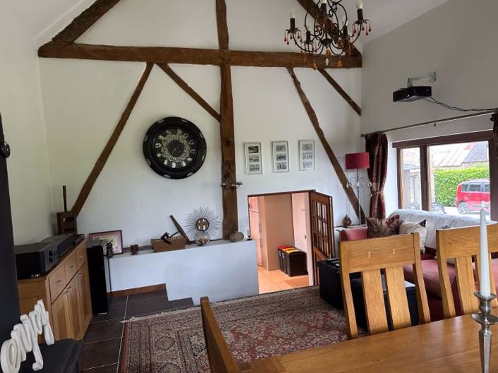 Image No.8-3 Bed House for sale