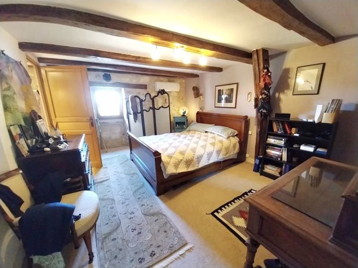 Image No.11-3 Bed Country House for sale