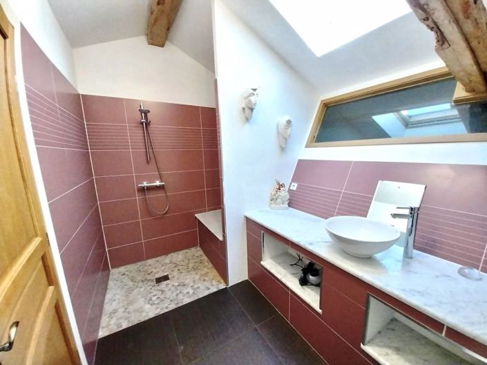 Image No.15-3 Bed Country House for sale