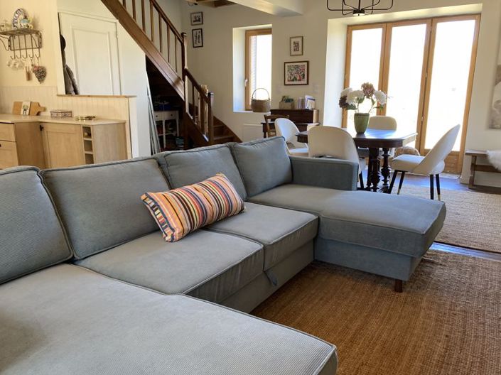 Image No.14-4 Bed Farmhouse for sale