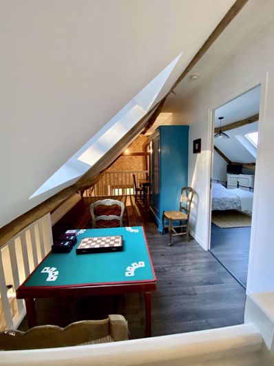 Image No.28-4 Bed Farmhouse for sale