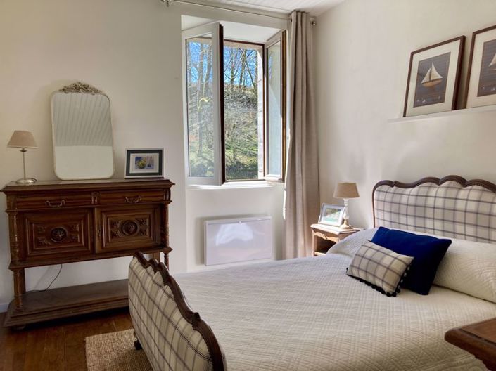 Image No.30-4 Bed Farmhouse for sale