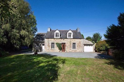 1 - Carnoët, House